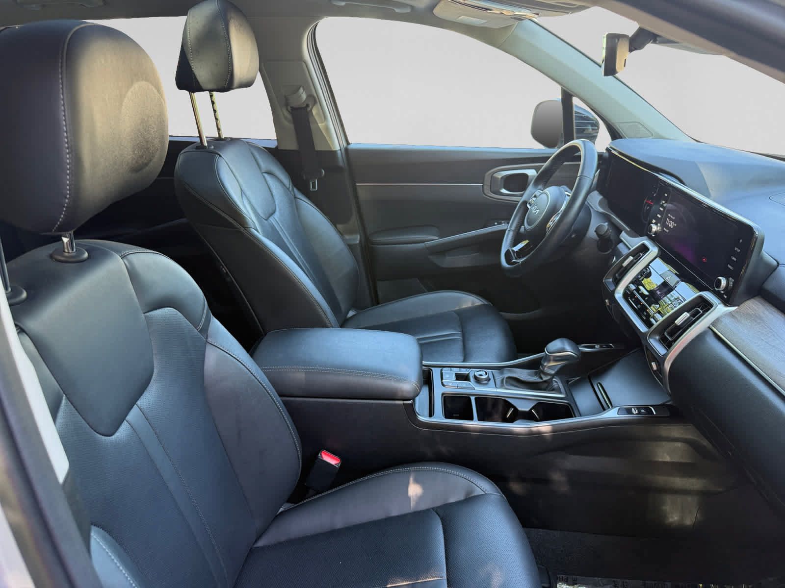 Used 2023 Kia Sorento EX w/ Panoramic Sunroof Package FWD image 20