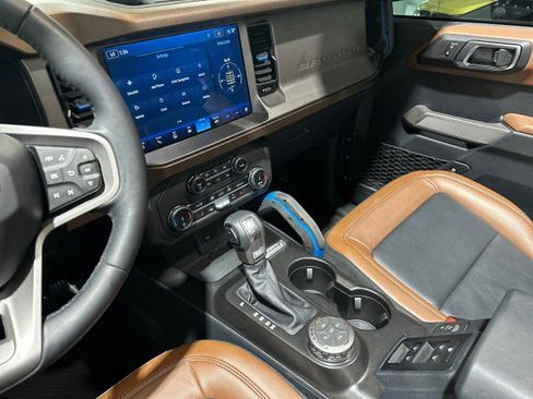 Used 2022 Ford Bronco Outer Banks w/ Sasquatch Package AWD/4WD image 70