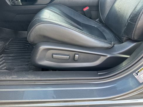 Used 2020 Honda Civic EX-L image 17