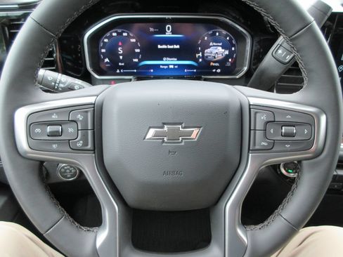 New 2026 Chevrolet Silverado 1500 RST w/ Z71 Off-Road Package AWD/4WD image 25