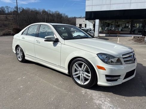 Used 2012 Mercedes-Benz C 300 4MATIC Sedan image 7