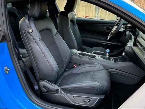 Used 2024 Ford Mustang Dark Horse image 10