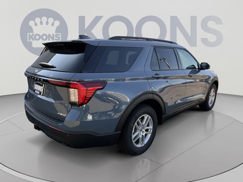 New 2026 Ford Explorer Active AWD/4WD image 11
