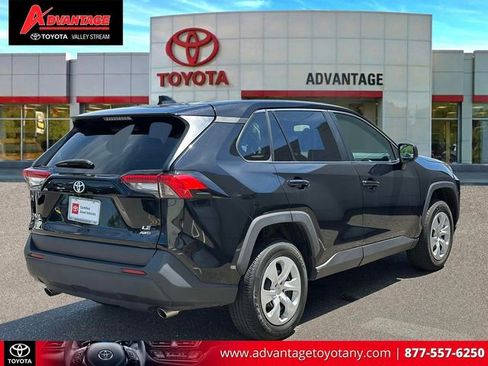 Certified 2024 Toyota RAV4 LE AWD/4WD image 7