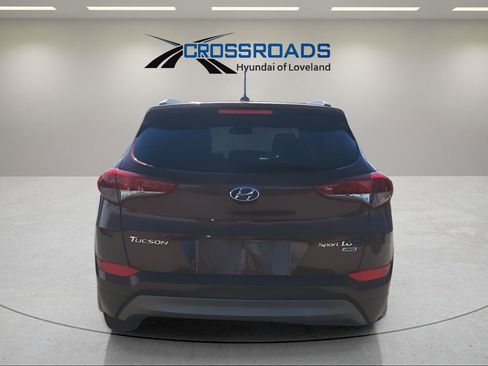 Used 2016 Hyundai Tucson Sport image 8