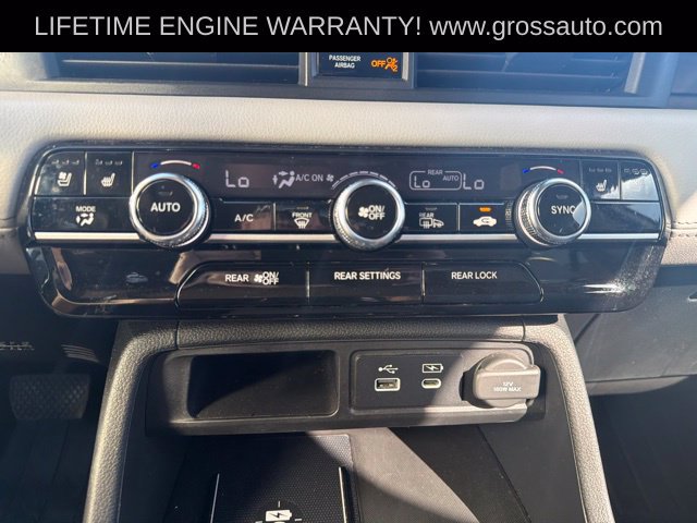 Used 2025 Honda Pilot Elite image 15