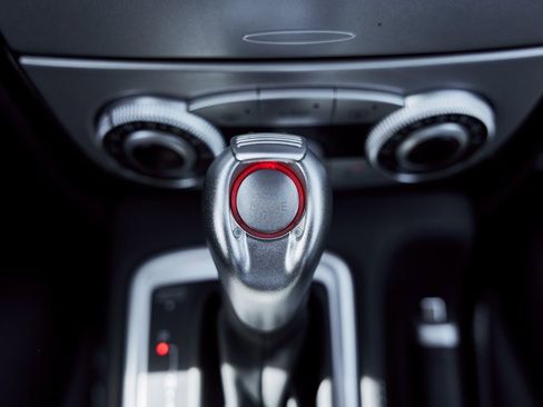 Used 2006 Mercedes-Benz SLR image 80