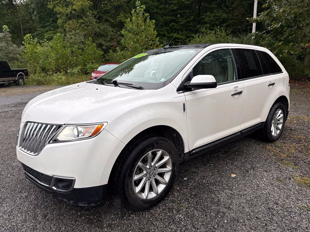 Used 2011 Lincoln MKX AWD w/ 101A Rapid Spec Order Code image 3