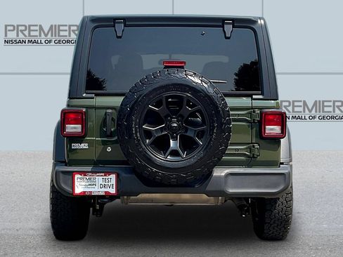 Used 2020 Jeep Wrangler Sport AWD/4WD image 6