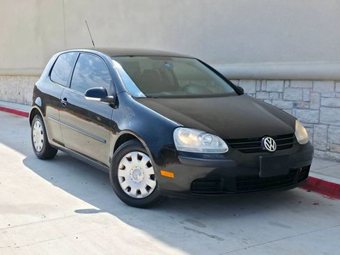 Used 2009 Volkswagen Rabbit S image 1