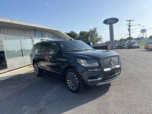 Used 2021 Lincoln Navigator L Reserve w/ Luxury Package AWD/4WD image 11