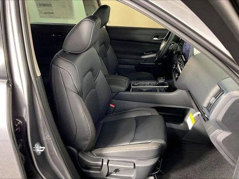 New 2026 Nissan Pathfinder SL AWD/4WD image 34