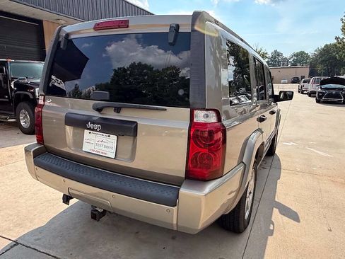 Used 2006 Jeep Commander 2WD image 24