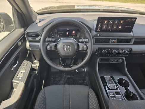 New 2026 Honda Pilot Sport image 15