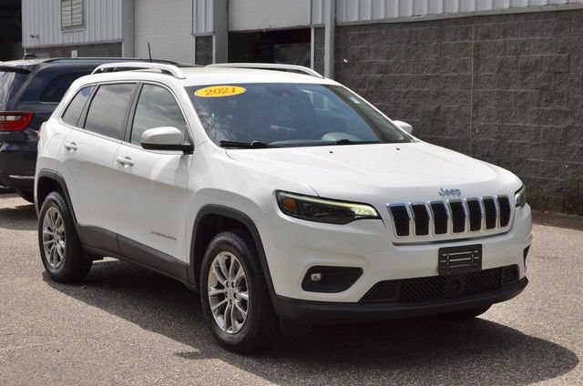 Used 2021 Jeep Cherokee Latitude Lux AWD/4WD image 2