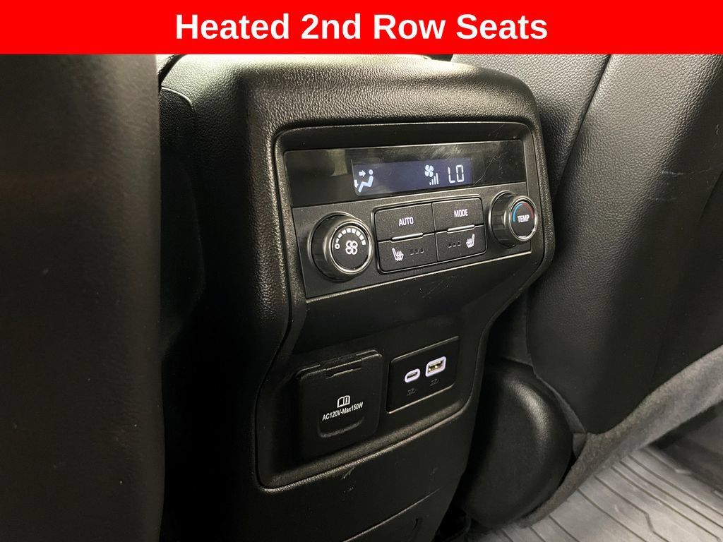 Used 2023 GMC Acadia SLT w/ Technology Package AWD/4WD image 13