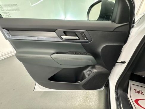 New 2026 GMC Terrain AT4 image 13