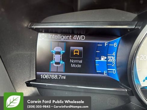 Used 2017 Ford Explorer XLT w/ Equipment Group 202A AWD/4WD image 11