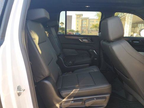 New 2026 GMC Yukon XL Denali w/ Sun & Power Step Package image 12