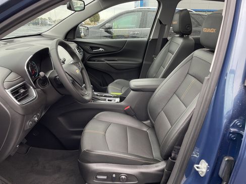 Used 2024 Chevrolet Equinox Premier image 18