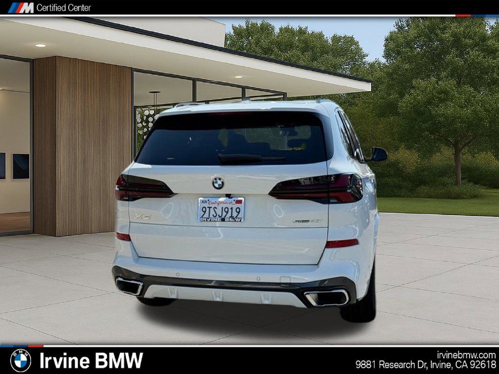Used 2026 BMW X5 sDrive40i w/ M Sport Package RWD image 9