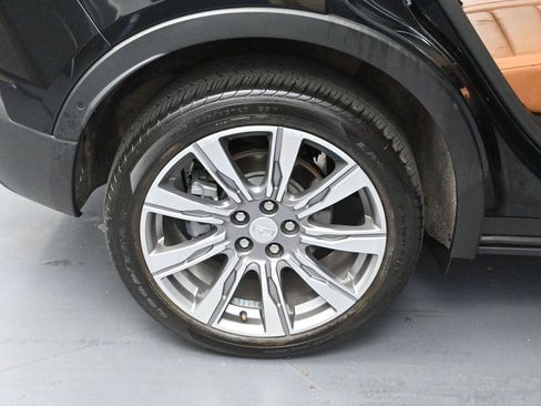 Certified 2022 Cadillac XT4 Premium Luxury w/ Enhanced Visibility Package AWD/4WD image 37