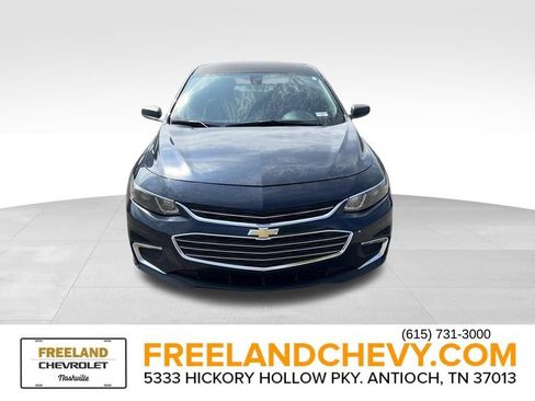 Used 2017 Chevrolet Malibu LS image 2