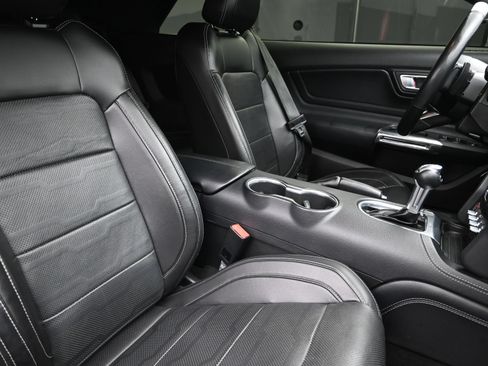 Used 2022 Ford Mustang GT Premium w/ Equipment Group 401A RWD image 22