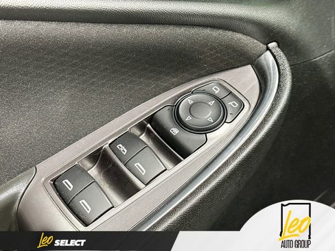 Used 2021 Chevrolet Malibu LT image 17