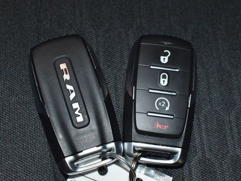 Used 2025 RAM 2500 Big Horn image 29