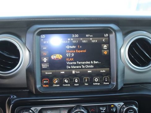 Used 2022 Jeep Wrangler Unlimited Sahara AWD/4WD image 23