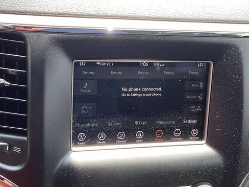 Used 2018 Jeep Grand Cherokee Laredo AWD/4WD image 13