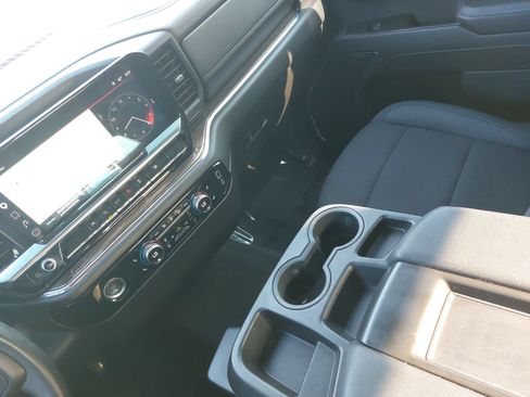 Used 2024 GMC Sierra 1500 Elevation AWD/4WD image 25