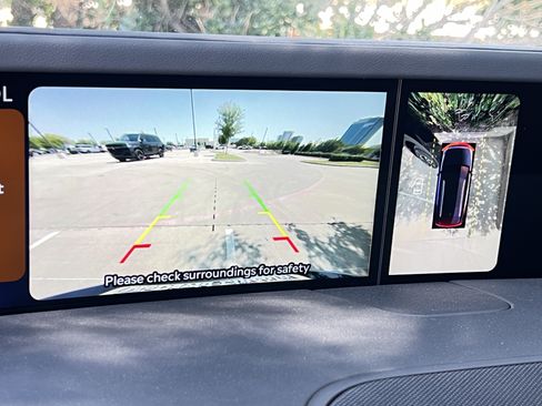 New 2025 Lincoln Nautilus Premier w/ Jet Appearance Package image 21