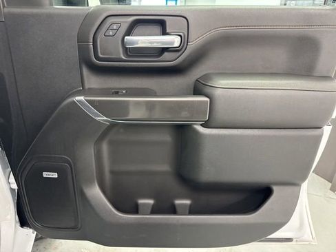 Used 2021 GMC Sierra 2500 AT4 w/ AT4 Premium Plus Package image 29