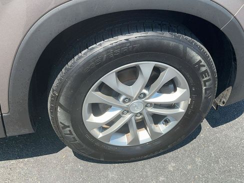 Used 2020 Hyundai Santa Fe SE AWD/4WD image 6