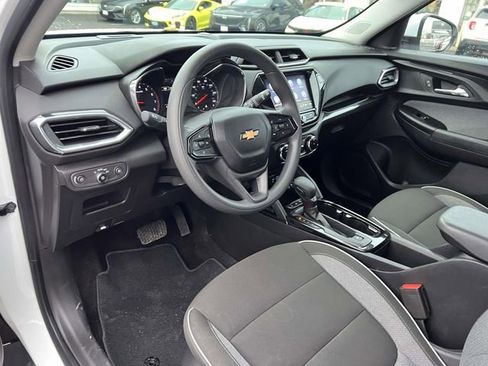 Certified 2023 Chevrolet TrailBlazer LT w/ Convenience Package image 10