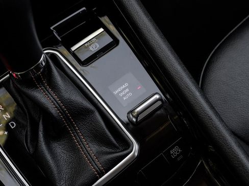 Used 2022 Jeep Compass Limited image 38