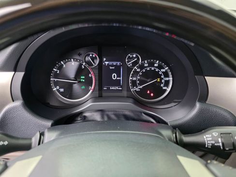 Used 2021 Lexus GX 460 Premium w/ Premium Package AWD/4WD image 22