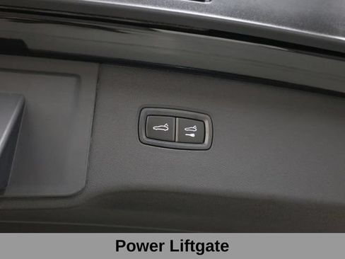 Used 2026 Porsche Cayenne AWD/4WD image 49