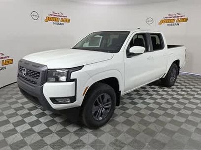 New 2025 Nissan Frontier SV w/ SV Convenience Package