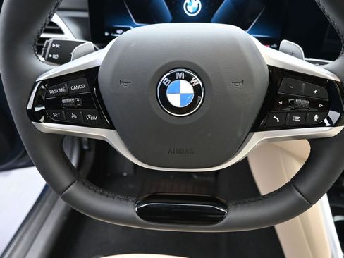 Certified 2025 BMW 330i Sedan w/ Premium Package image 15