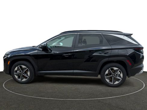 Certified 2025 Hyundai Tucson SEL AWD/4WD image 2