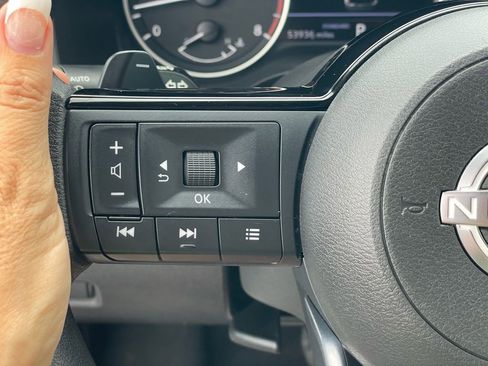 Certified 2023 Nissan Rogue SV image 12