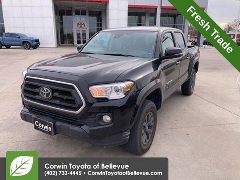 Used 2023 Toyota Tacoma SR5 w/ Technology Package image 8
