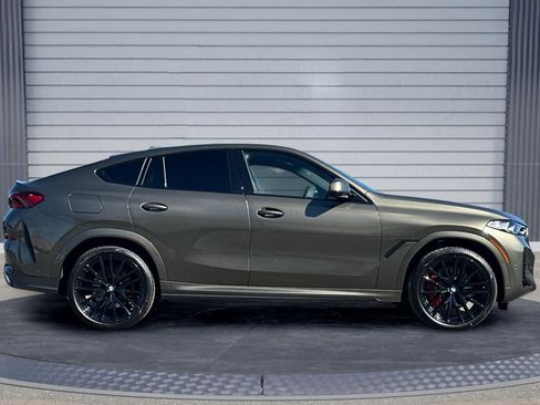 New 2026 BMW X6 xDrive40i w/ Climate Comfort Package image 3