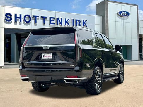 Used 2021 Cadillac Escalade Premium Luxury w/ LPO, Radiant Package RWD image 8