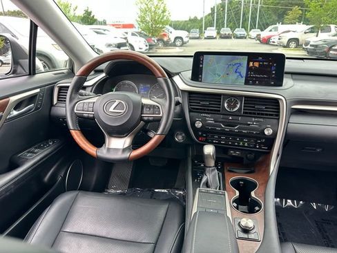 Used 2020 Lexus RX 350L FWD w/ Premium Package image 17