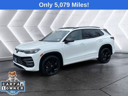 Used 2025 Volkswagen Tiguan SE R-Line