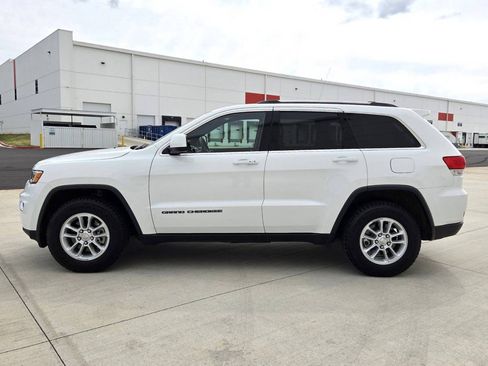 Used 2018 Jeep Grand Cherokee Laredo image 8